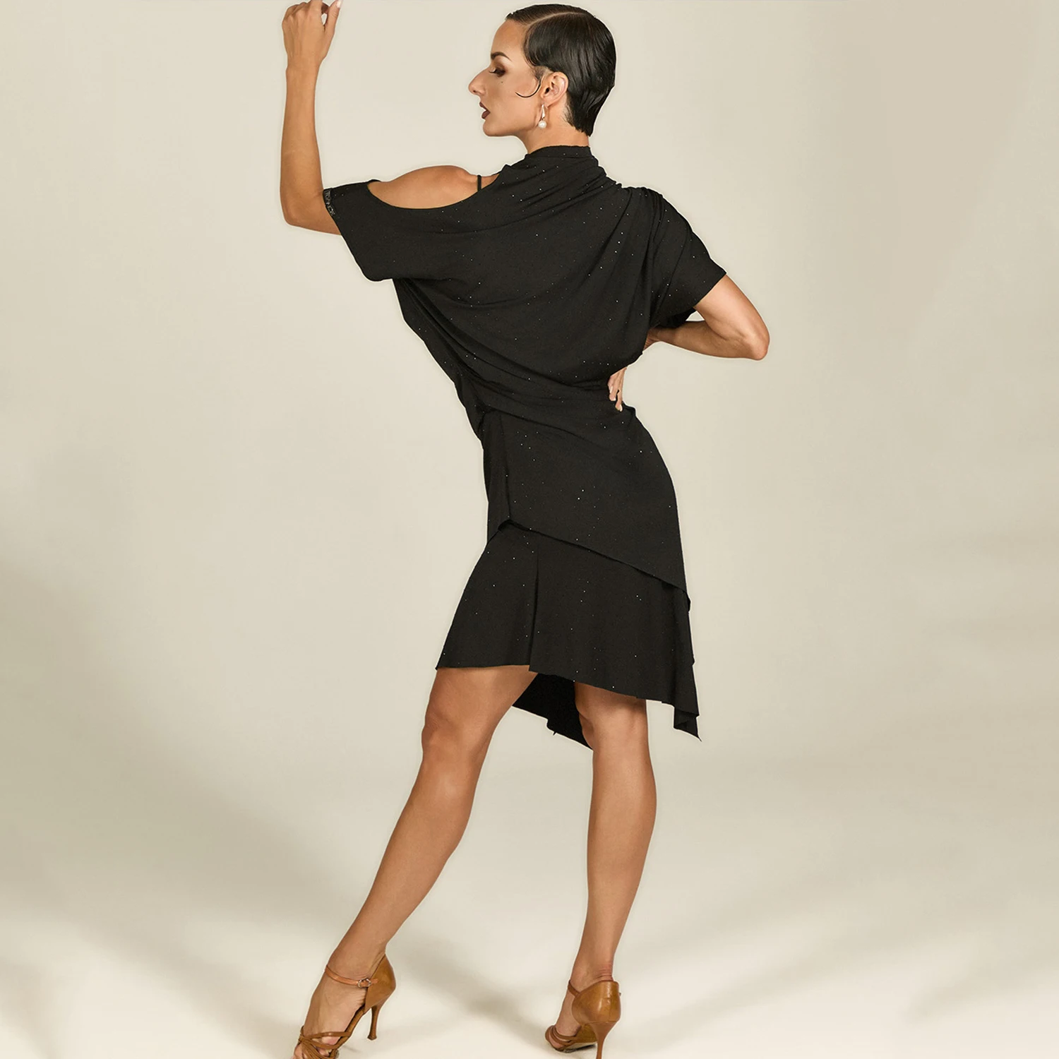 Design Sense Latin Dans Kleding Vrouwen Zwart Onregelmatige Strass Tops Rumba Dansvoorstelling Praktijk Kleding Volwassen DNV25464