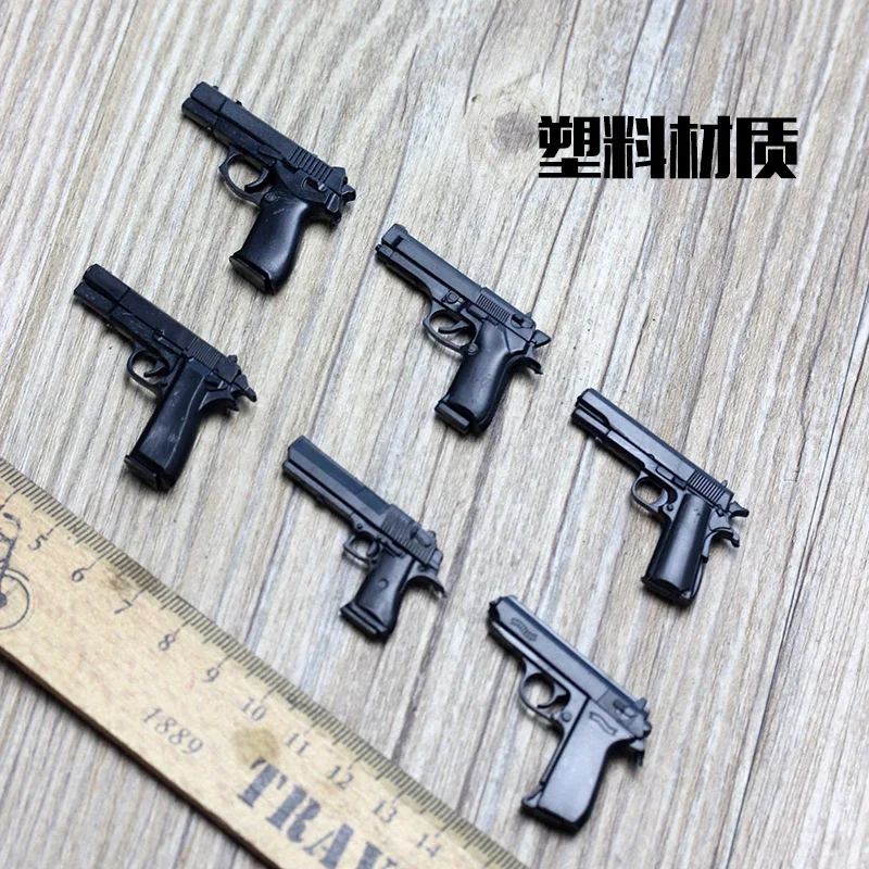 1/6 Soldier Pistols Model Ornament Plastic Gun Desert Hawks Walter Browning Military Sandbox Scenes For 12\