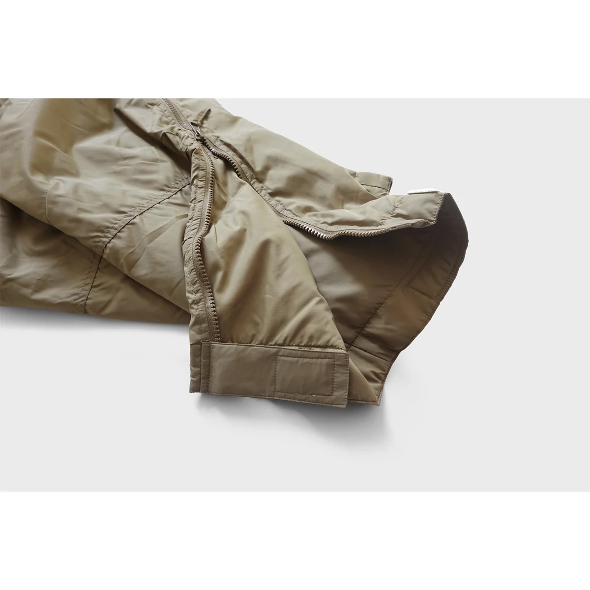 UK Military Army Pants,Military Surplus Government Issue Outdoor Light Pants Winter Thermal Waterproof windproof Pants