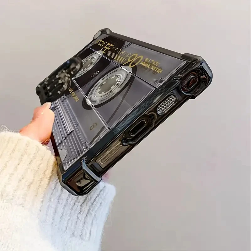 Image 5: Coque de téléphone souple à motif cassette rétro plaquée pour Samsung Galaxy A56 A36 5G, S26 S25 Ultra S24FE S23 A16 A55 S22 S21