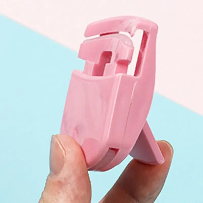 Eyelashes Curler Long Lasting Cute Designs Accessories Tool Fit All Eyelash Shapes Professional for Women Makeup