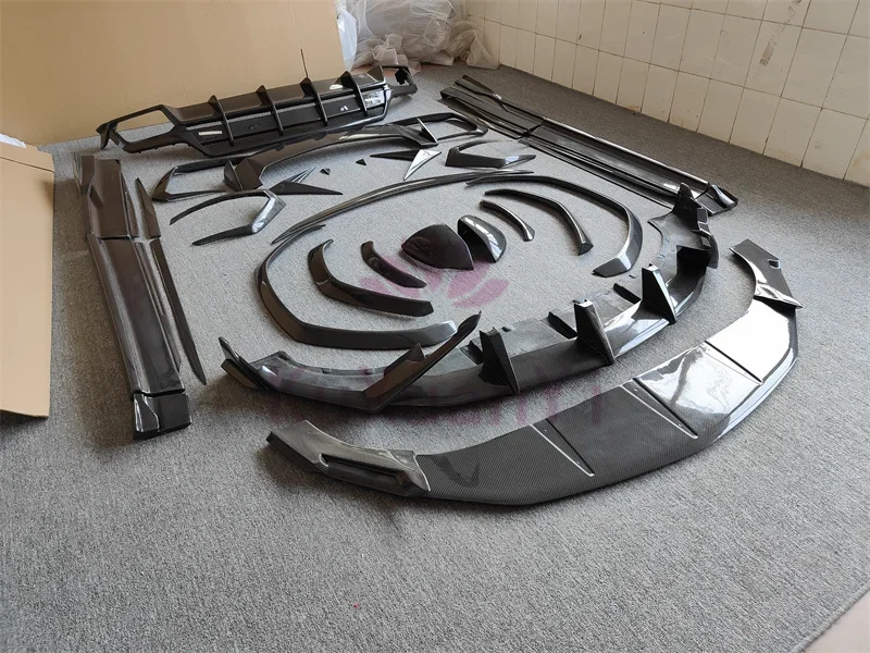 

Carbon package side skirt front bar edge rear diffuser rear spoiler mirror housing for Lambor Urus TC style