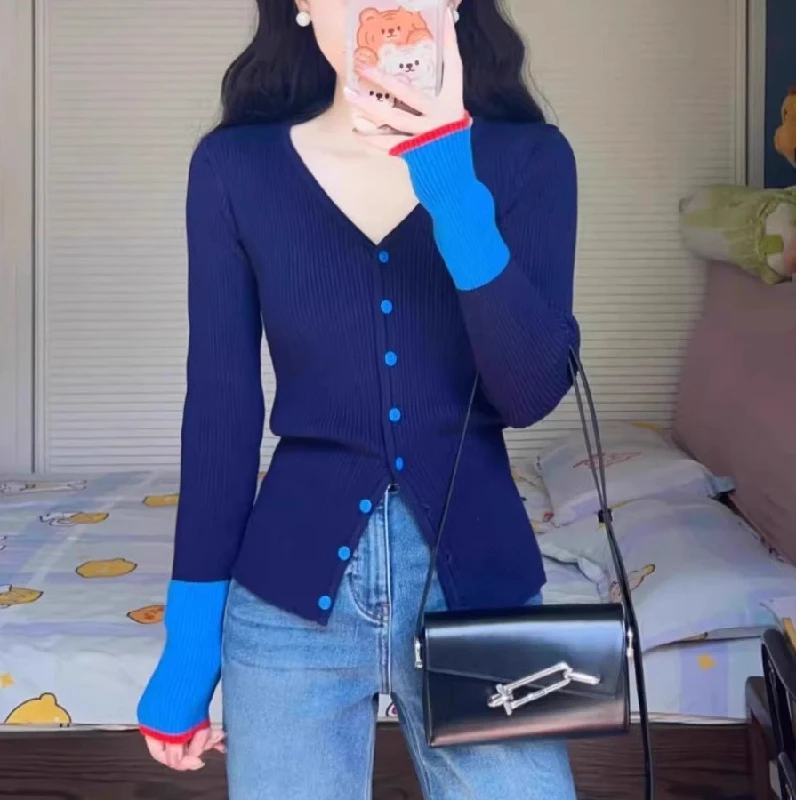 

Dongguan Daliang Women's Knitted Short Cardigan V-Neck Spring 2026 Outerwear Sweater Casual Chic Style Female Fashion