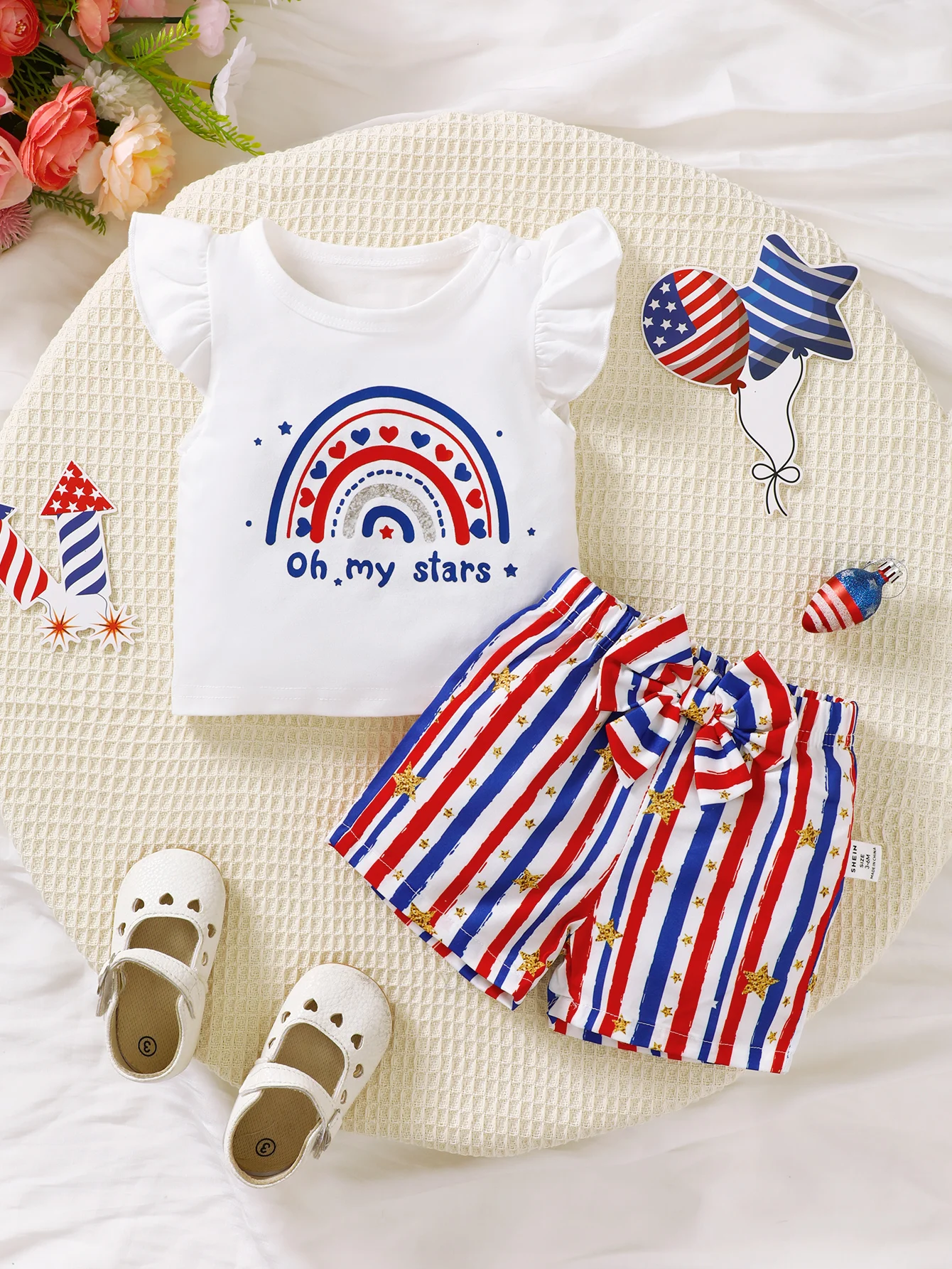 

Round Neck Flying Sleeve White Rainbow Letter Print T-Shirt Top Contrast Color Striped Bow Shorts Chic Baby Girls Summer Set