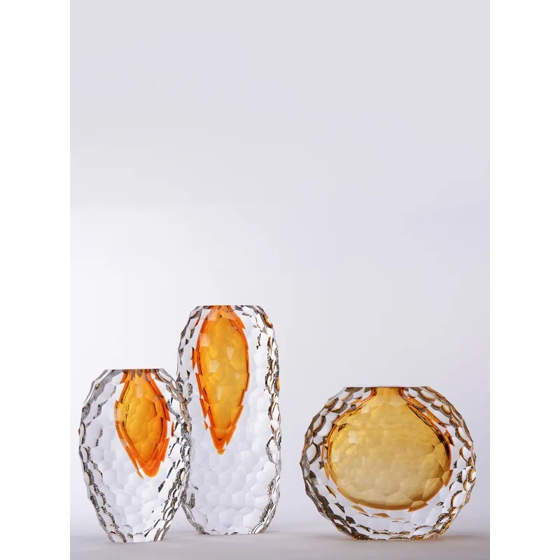 

Concave Cutting Flat Flower Vase Light Luxury Minimalist Premium Glazed Vase