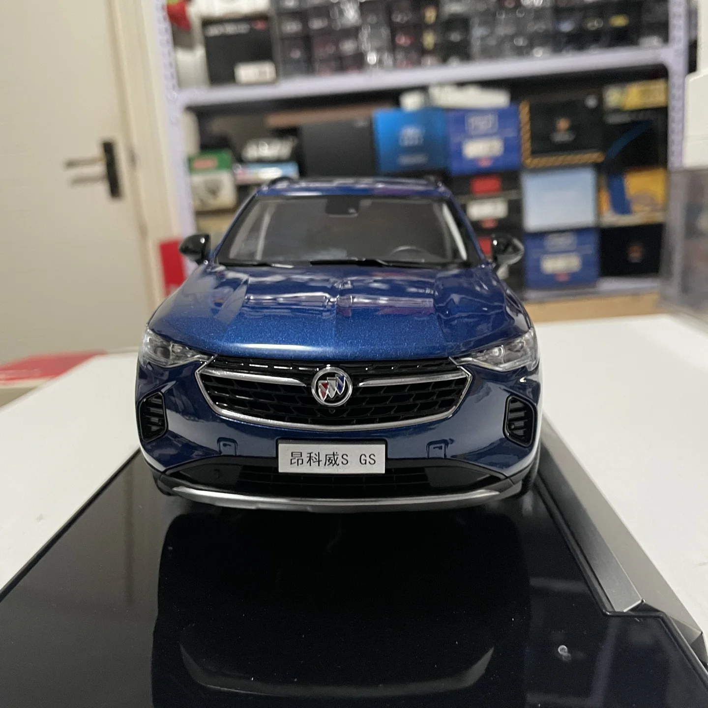 مقياس 1:18 مصنوع من خليط معدني بويك ENVISON S GS PULS 652T ألعاب سيارات نموذج كلاسيكي للحنين هدايا تذكارية للكبار عرض ثابت