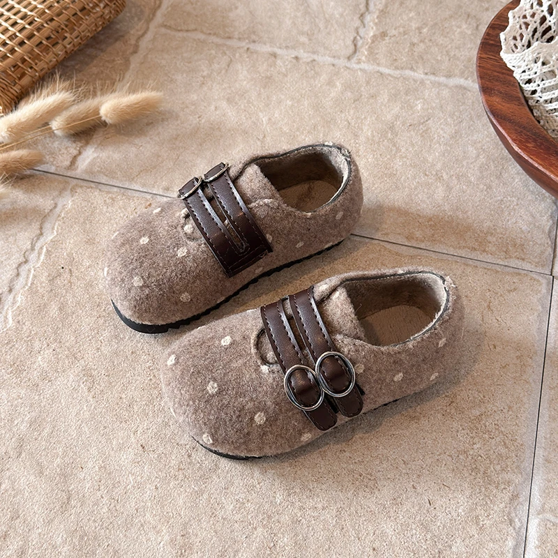 JGSHOWKITO Winter Children's Shoes Vintage Polka Dot Little Girls Warm Cotton Shoes Causal Outdoor Furry Hairy Kids Flat Shoes