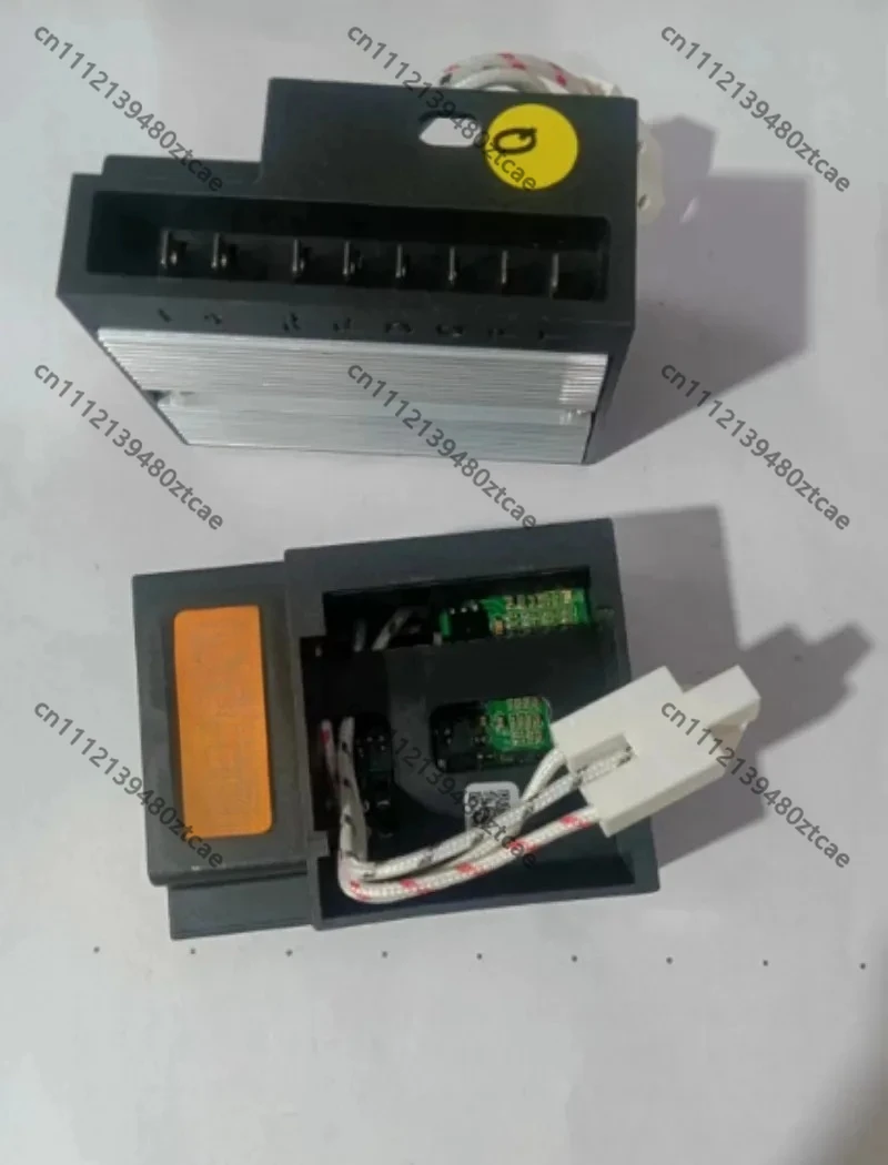 

LC25B H020051 2.07.028 DC 12V 24V Frequency Conversion Compressor Driver, Car Refrigerator Inverter Control Drive Module