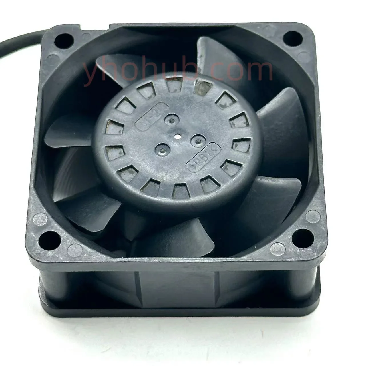 NMB 06025VA-12N-CL DC 12V 0.35A 60x60x25mm 3-Wire Server Cooling Fan