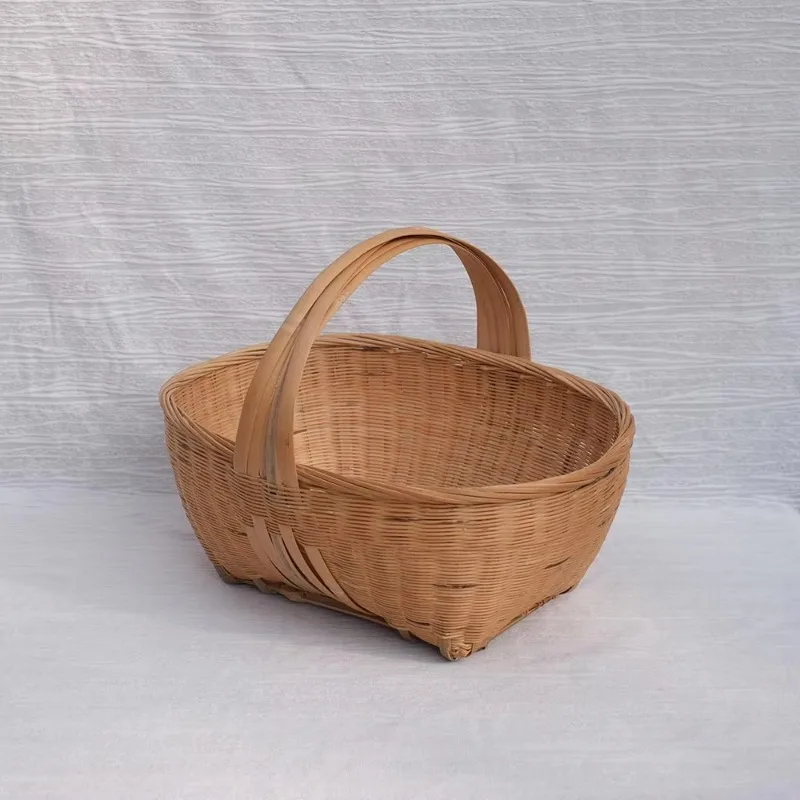 

Handmade bamboo woven basket fruit and vegetable storage basket with handle