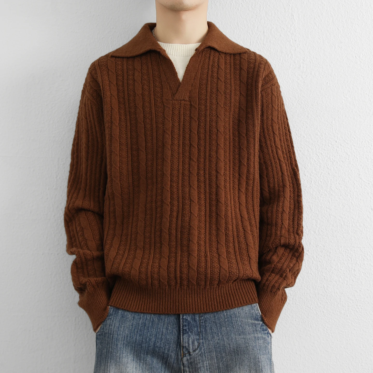 

Мужской вязаный свитер с отложным воротником, свободный крой, узор «косы», осень-зима, новинка, однотонный, простой дизайн, повседневный стиль