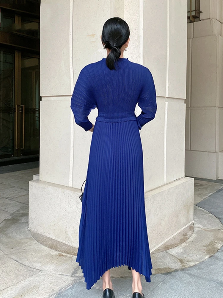 LANMREM Irregular Pleated Maxi Dress Women Round Neck Stitching Navy Blue Color Female High End Dresses Party Clothing 2DA3011