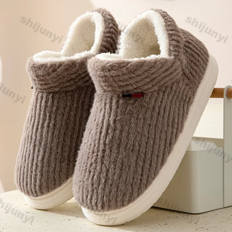 Winter Women's Slippers 2024 New Plush Platform Anti Slip Indoor Warm Comfort Cotton Shoes Lightweight Cold Resistant Men Boots