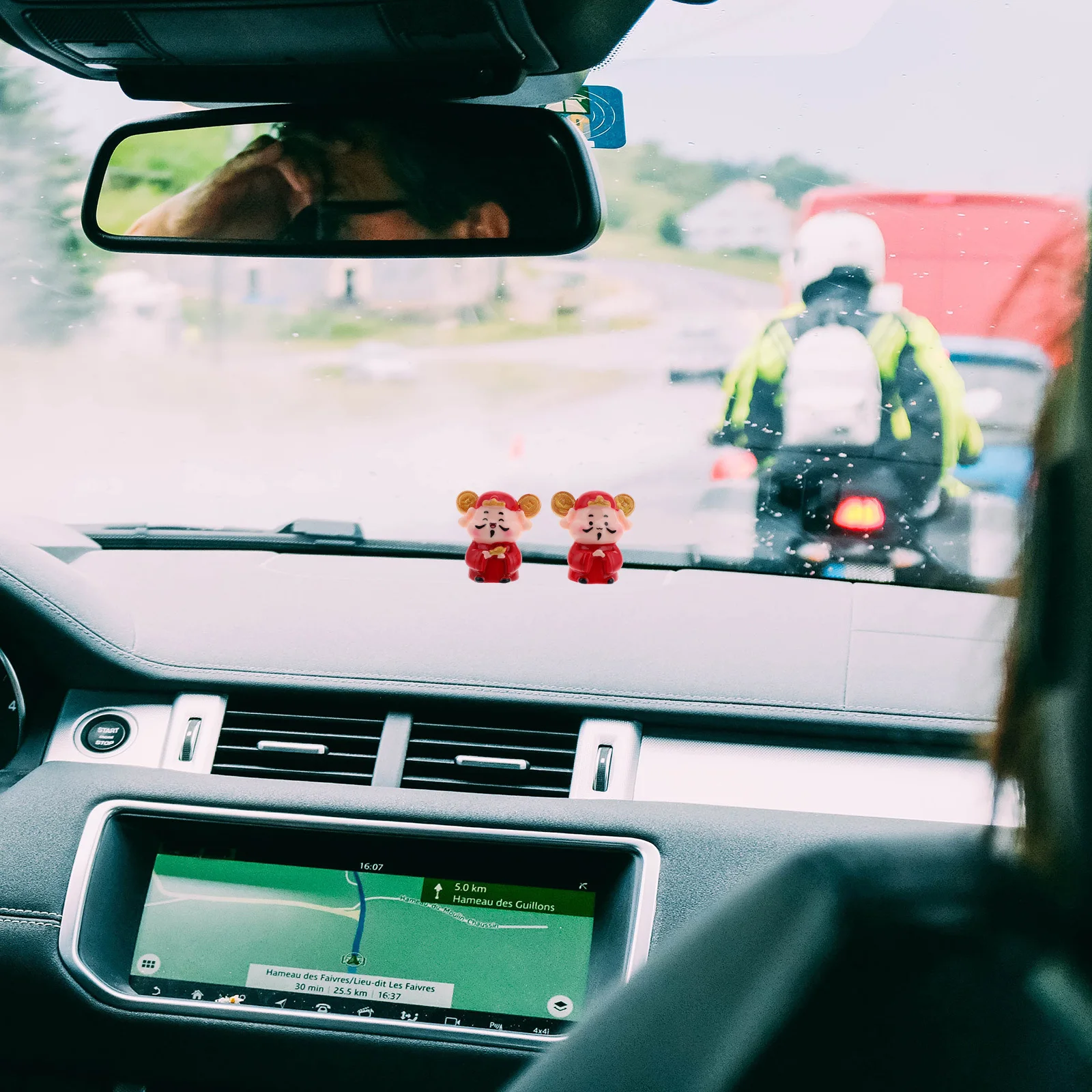 

2Pcs Car Dashboard Decoration Cute Resin God of Wealth Feng Shui Sculpture Desktop Ornament Prosperity Lucky Charm