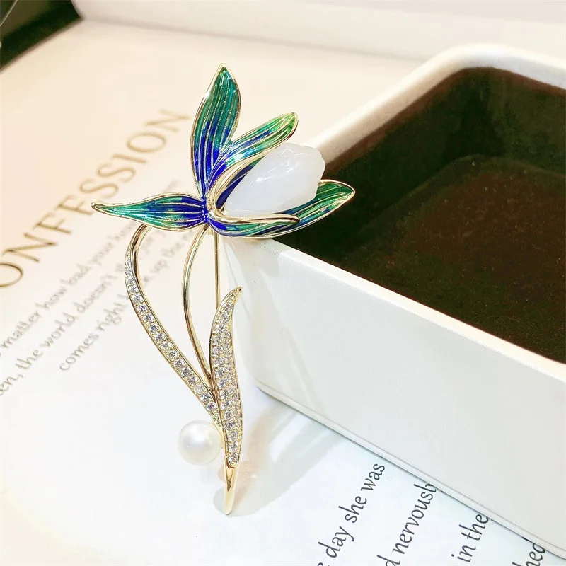 Chinese Style Enamel Magnolia Brooch For Women Freshwater Pearl Zircon Lucky Wealth Elegant Lapel Pin For Suit Coat Jewelry Gift
