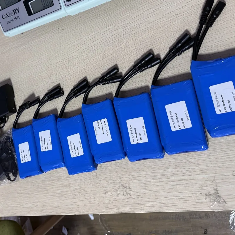 Batteria di ricambio per kit LED 7.4V 5000/6000/7000/10000 MAH accessori batteria al litio con caricabatteria gratuito