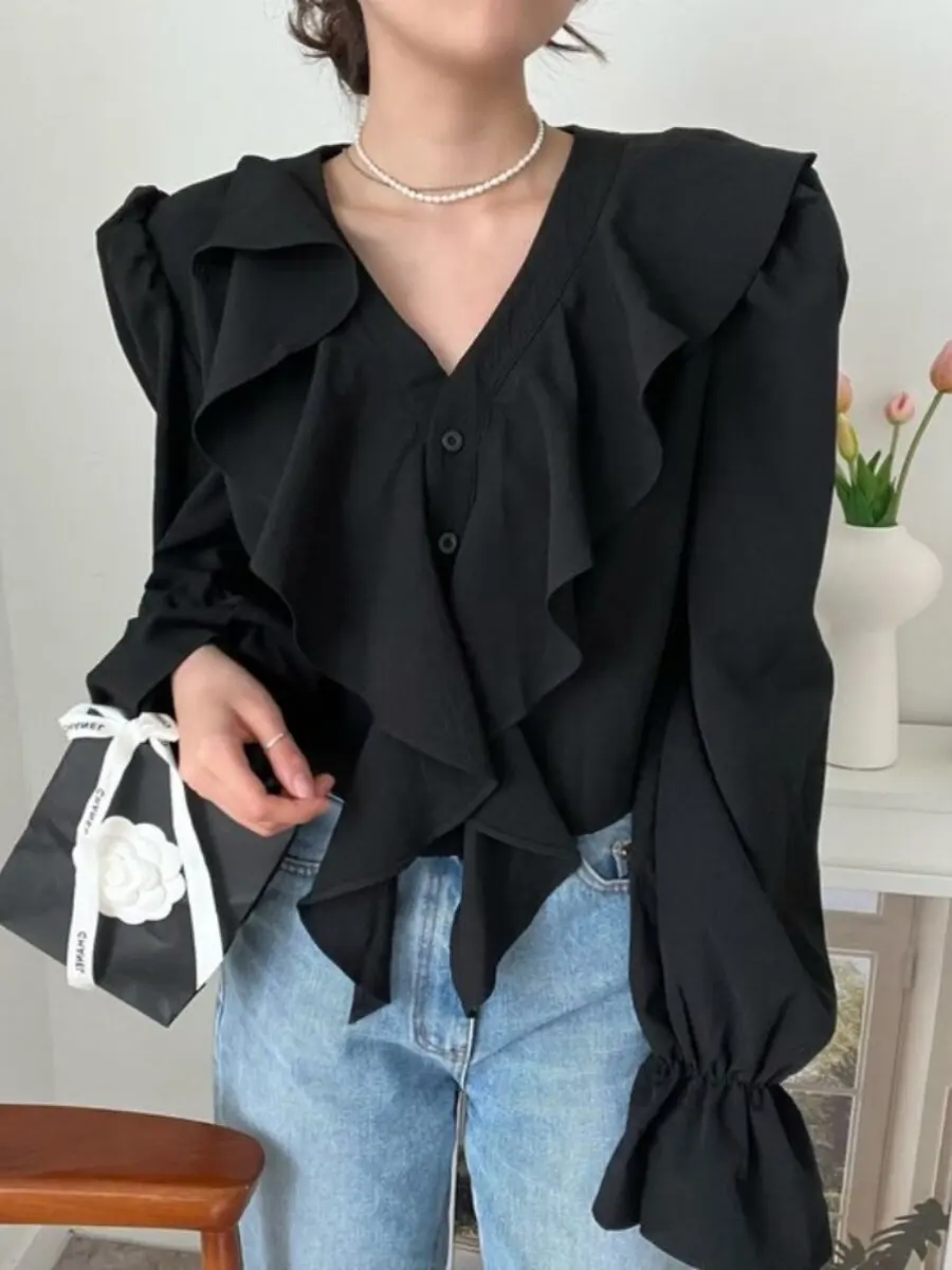 Women Black Blouses and Shirts Y2k Gyaru Vintage French Style Elegant V-Neck Ruffle Flared Sleeve Blouse Top Spring Autumn 2026