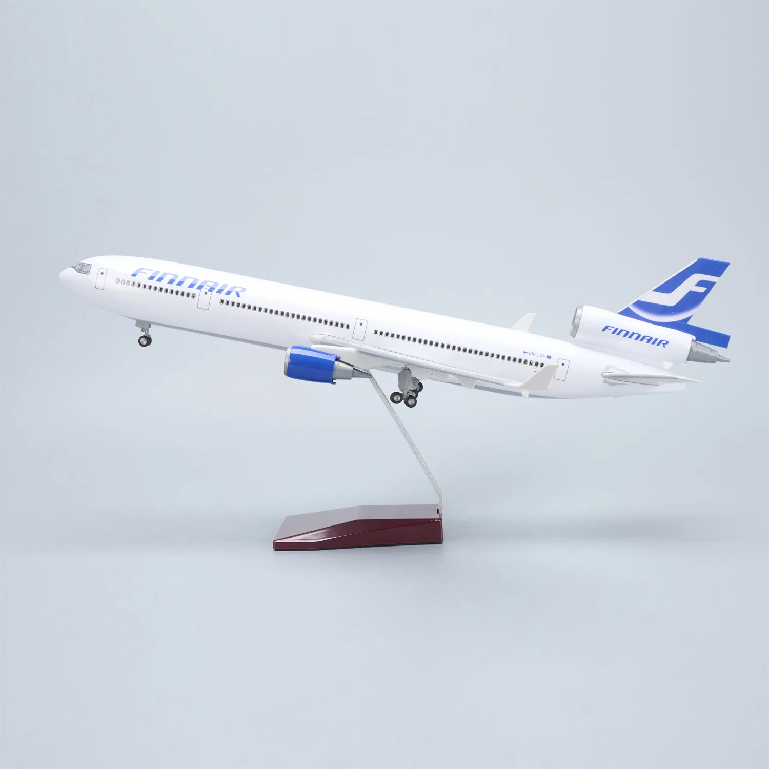 Finn Air MD-11 Resin Diecast Airplane Model Kit 47cm 1/130 Scale Collectible Adult Gift with Stand for Aviation Enthusiasts
