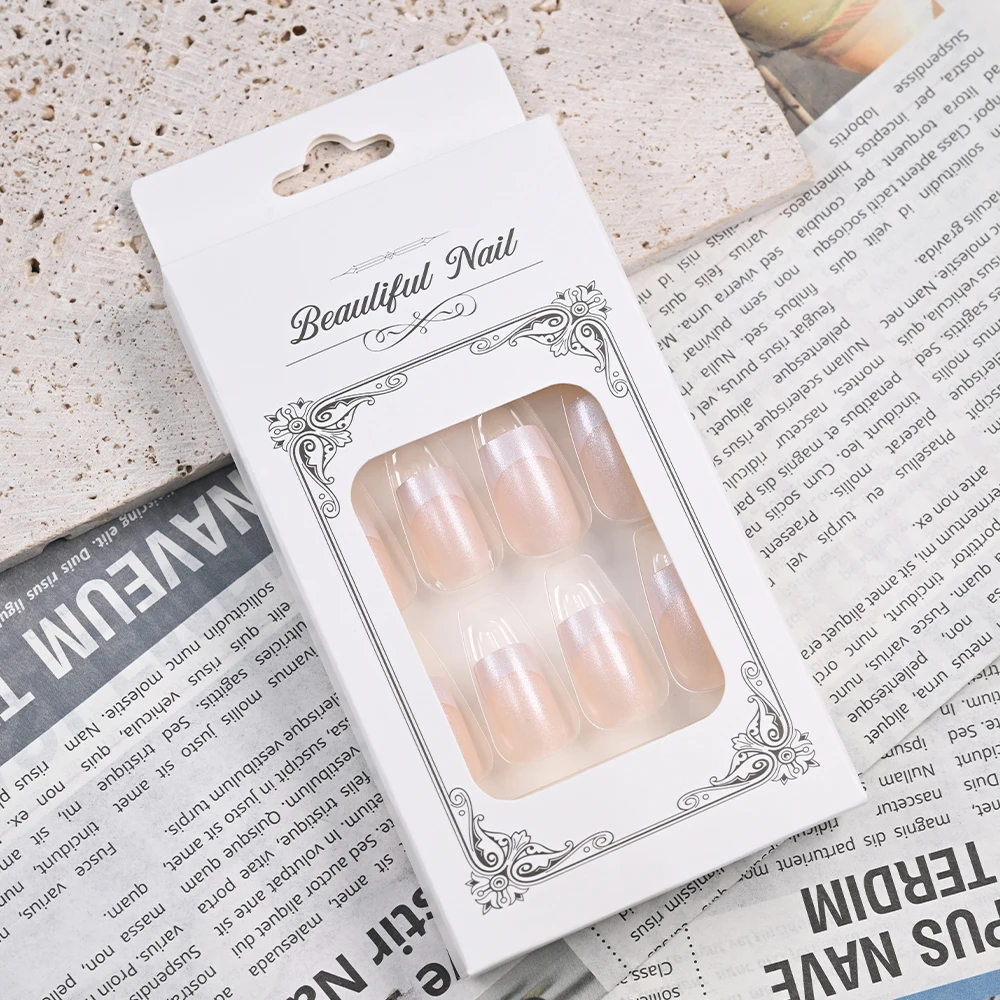 24 قطعة لامعة بيرليسسينت غطاء كامل عارية الأبيض الأظافر وهمية مربع الأبيض الفرنسية الصحافة على الأظافر أنيقة الأوسط مربع الأظافر كاذبة # ^& #5