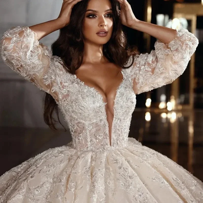 Jane Eyre Elegante Baljurk Lange Mouwen V-hals Trouwjurken Applicaties 3D Kanten Ruches Lace-up Kralen Bruidsjurken Aangepast