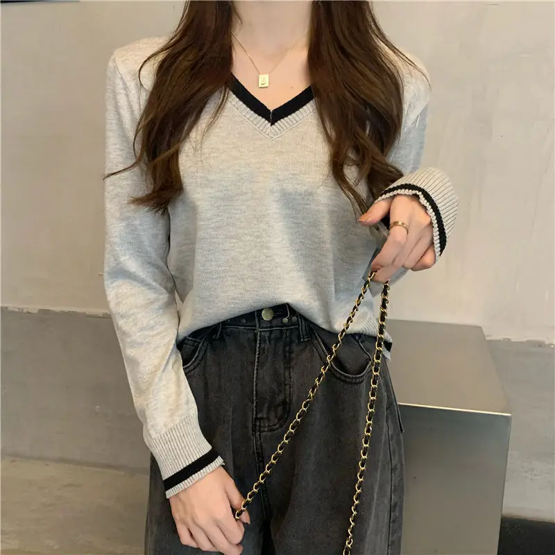 

Autumn Winter New V-Neck Color-Block Loose Slim Long Sleeve Sweater