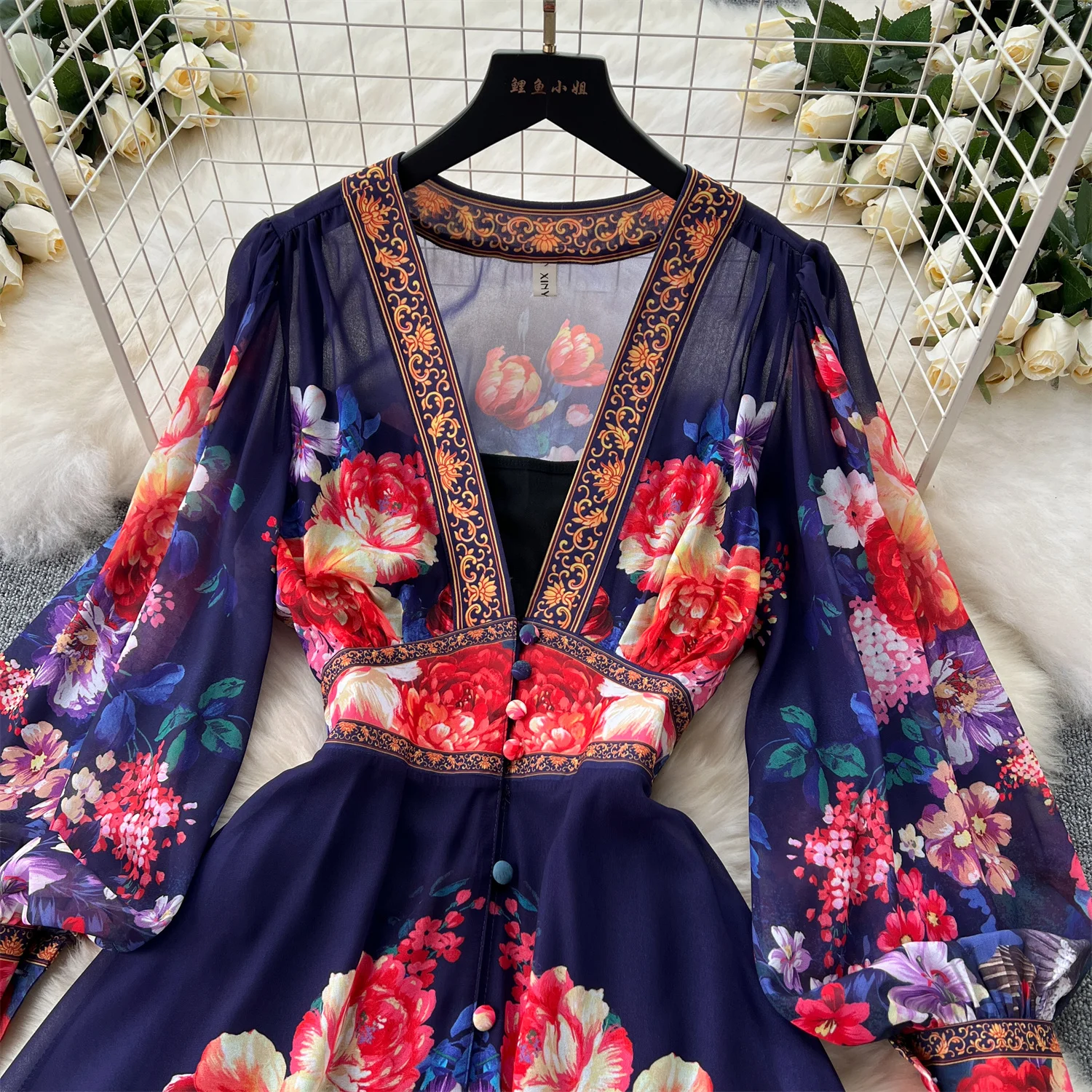 Sexy Elegant Vintage chiffon print lool Sleeve Dress V-neck Slim Women Summer party French sweet Beach Pleated Dresses