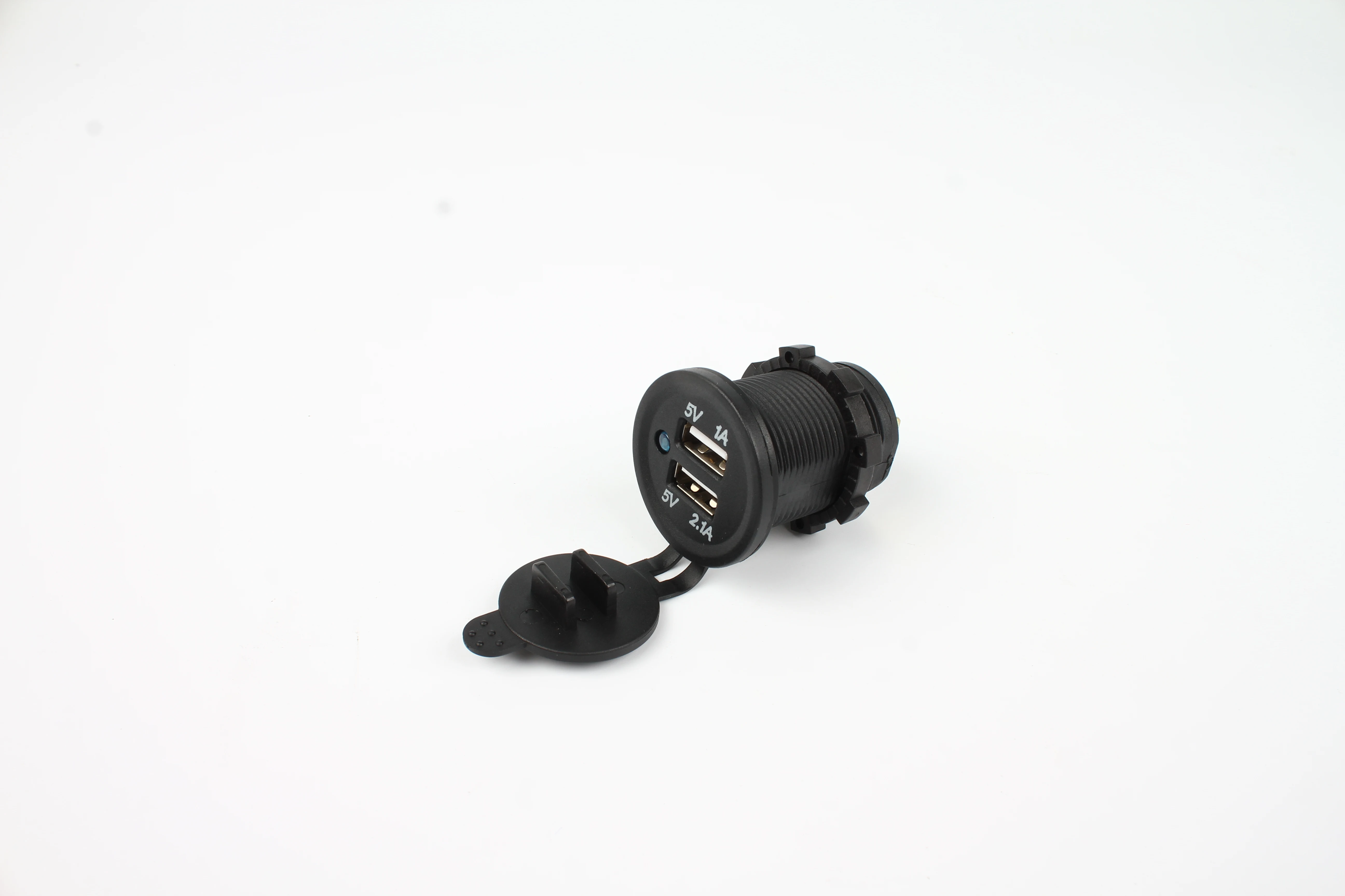 قافلة OEM - ملحقات معدلة عالية الجودة، مقبس ولاعة سجائر USB مزدوج المنفذ، مقبس USB مسامي RV مع ضوء