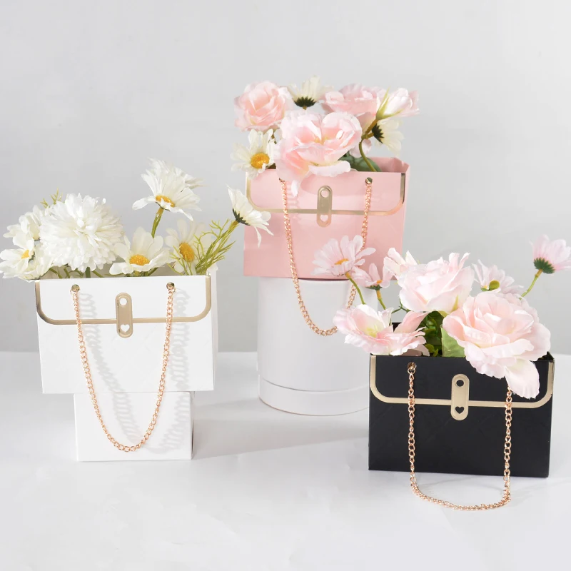 

Flower Packaging Box Portable Rose Wrapping Paper Bags Kraft Handbag Wedding Party Gift Boxes Birthday Candy Cake Flower Basket