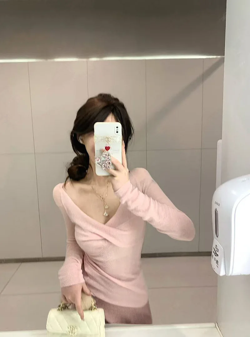 HOUZHOU Women Long Sleeve T-shirts Pink V-neck Twist Knot Knit Top Female Elegant Slim Knitted Blouse Casual Korean Style Tops