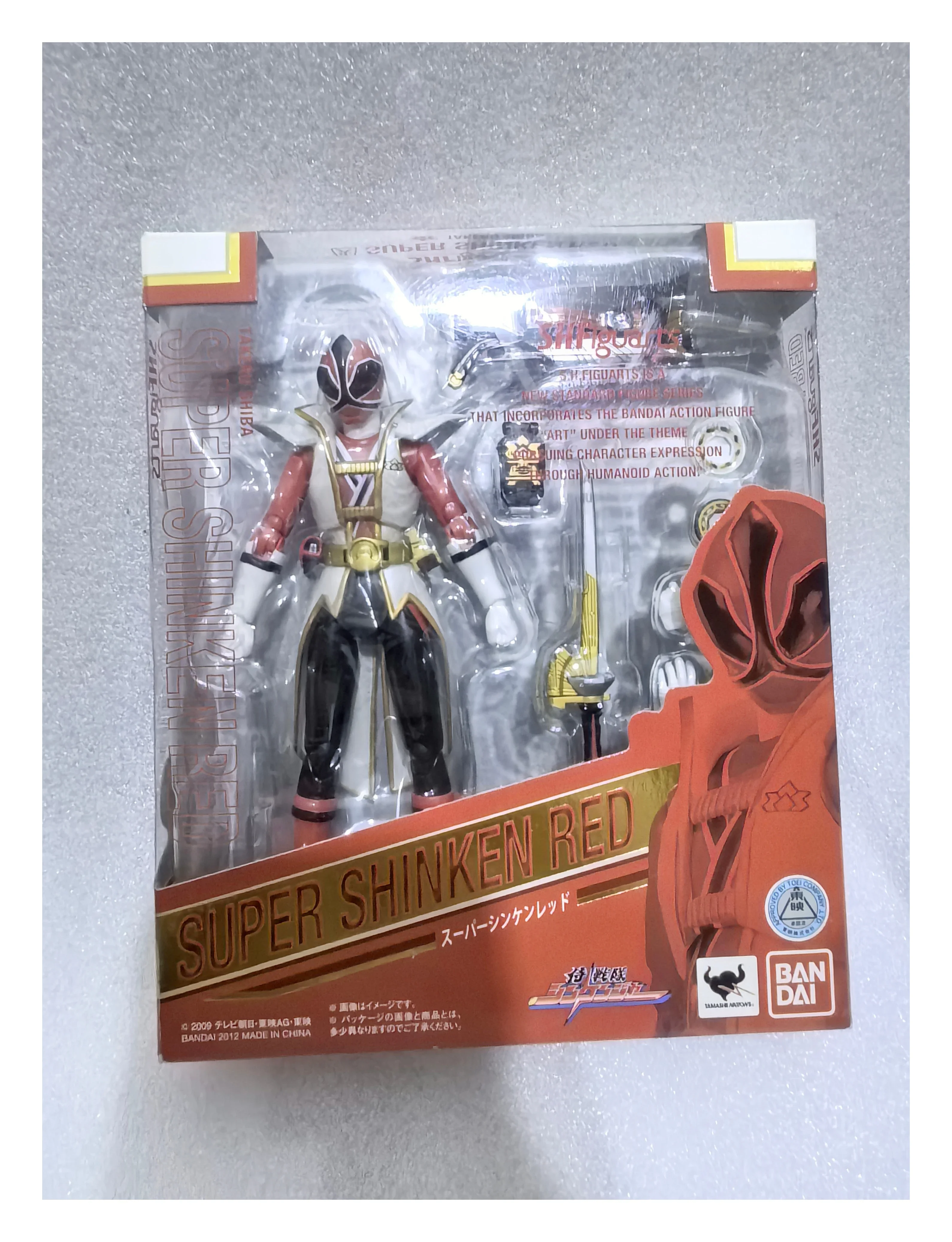 

В наличии BANDAI S.H.Figuarts SHF SUPER SHINKEN RED Модель игрушки