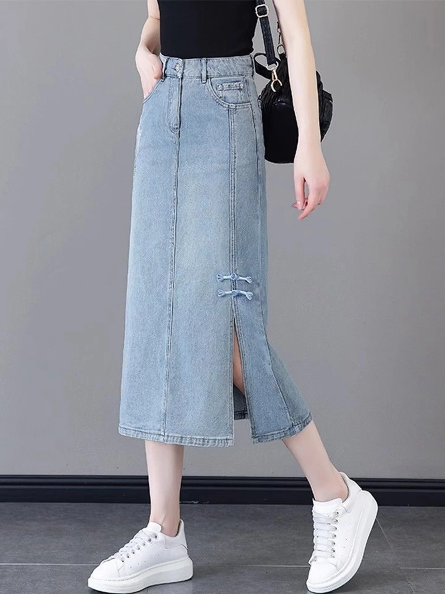 New Chinese Style Embroidered Denim Skirt High Waist Straight Cut Midi Trendy Split Button Decorative Women's Autumn Fashion