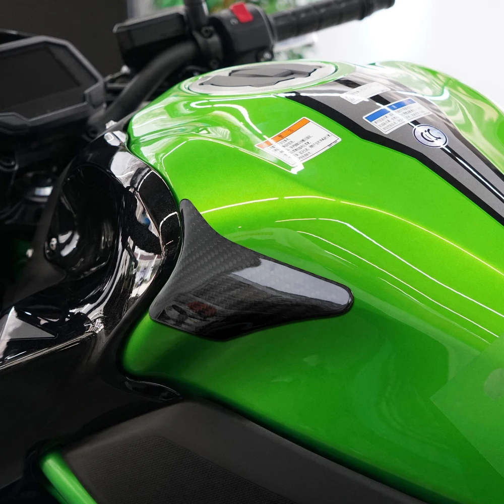 Premium Carbon Fiber Fuel Tank Falling Protection Cover for Kawasaki Z900 2017-2023 Anti-Scratch Anti-Fall Motorcycle