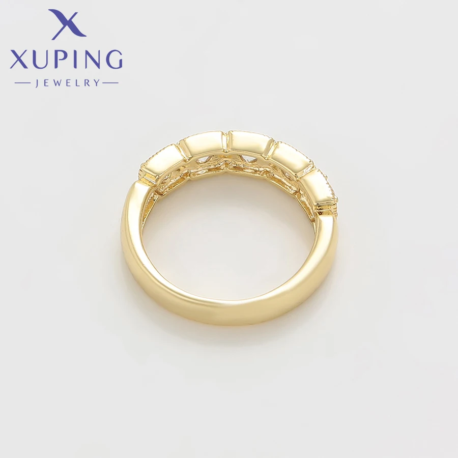 Xuping Jewelry Fashion New Design Ring with Gold Plated for Women Wedding Party Gift 14R2411711