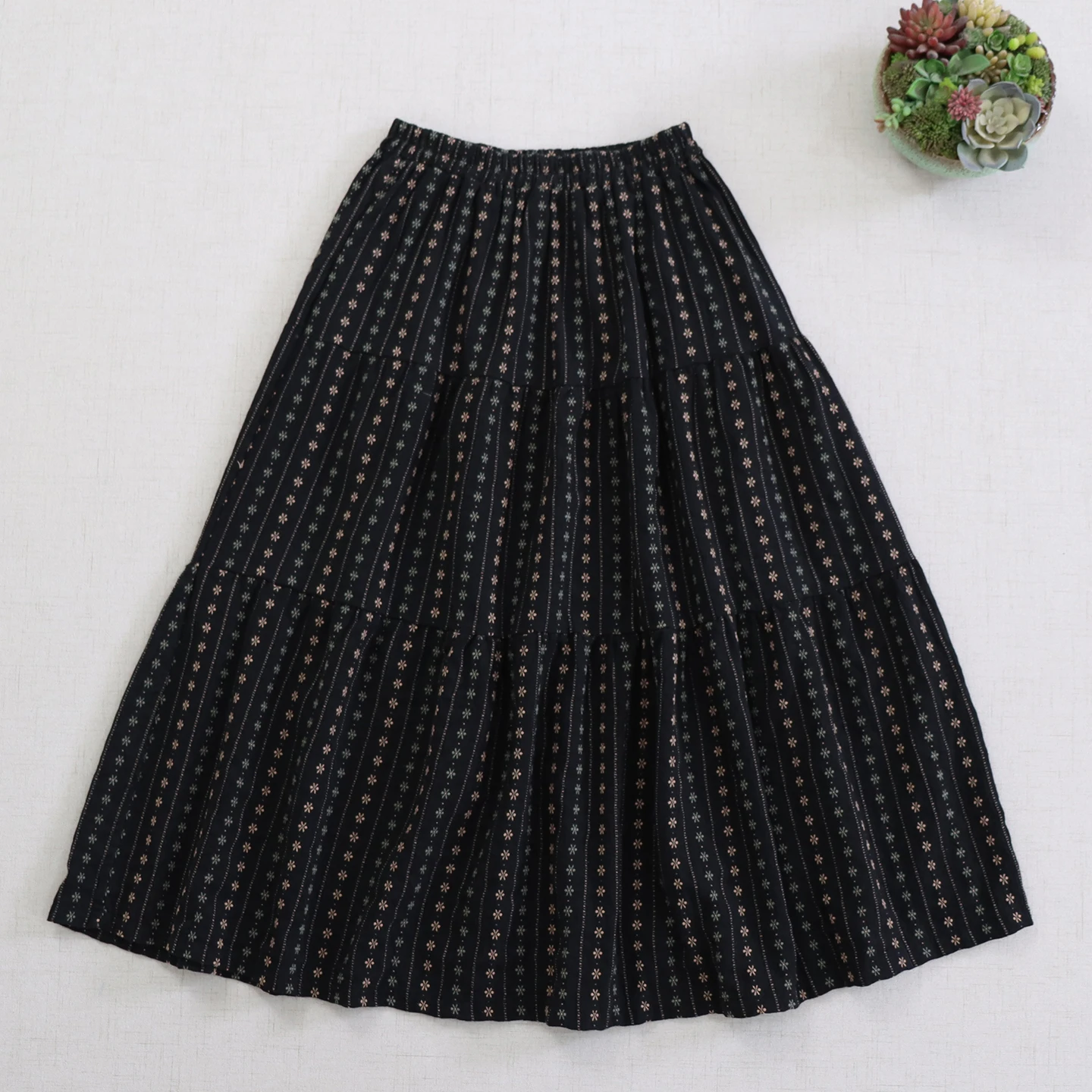 일본 모리 걸 빈티지 자카드 자수 스트라이프 코튼 스커트 여성 봄 신축성 있는 허리 캐주얼 루즈 A라인 미디 스커트