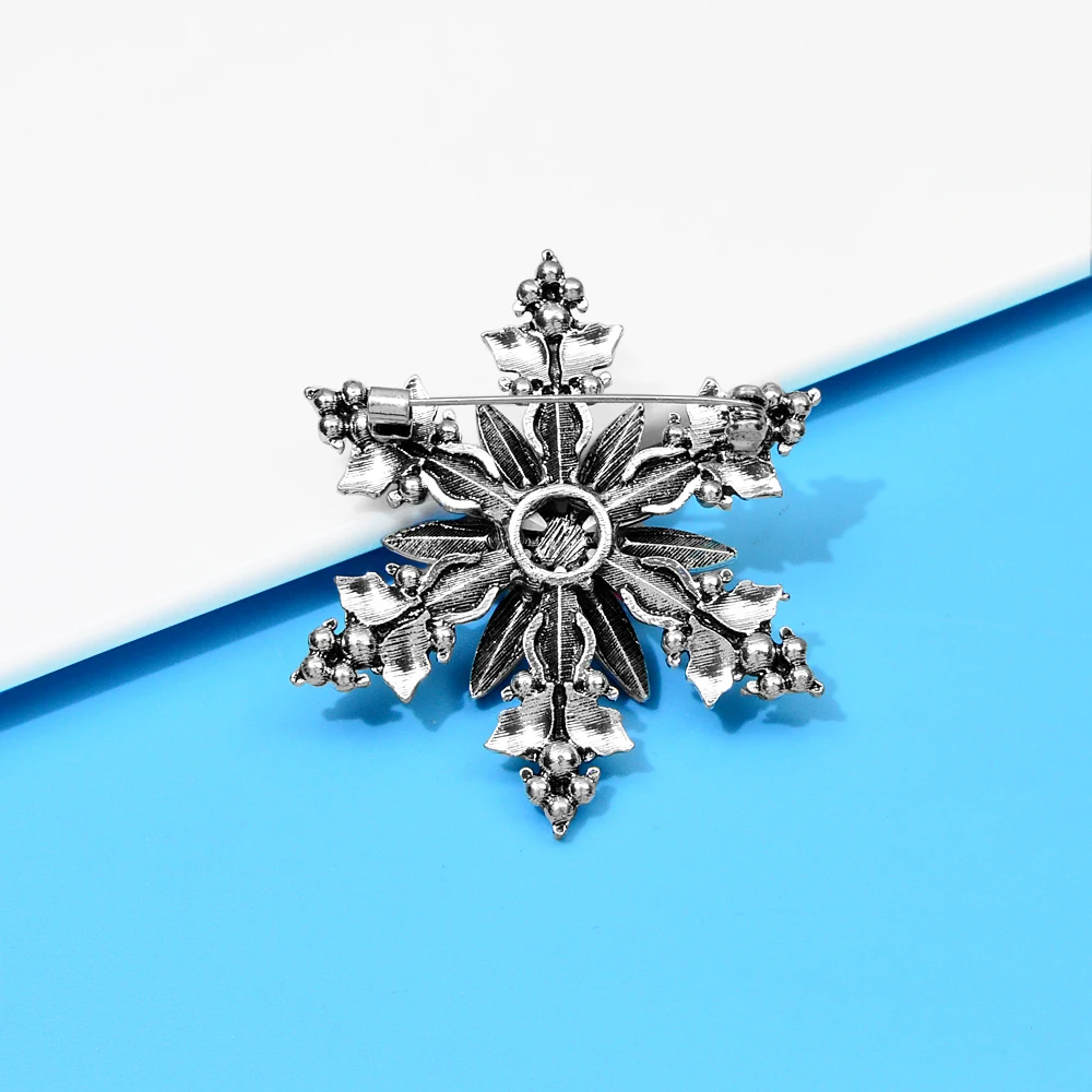 CINDY XIANG silver color snowflake pin christmas red and green brooches for women vintage accessories party decorations