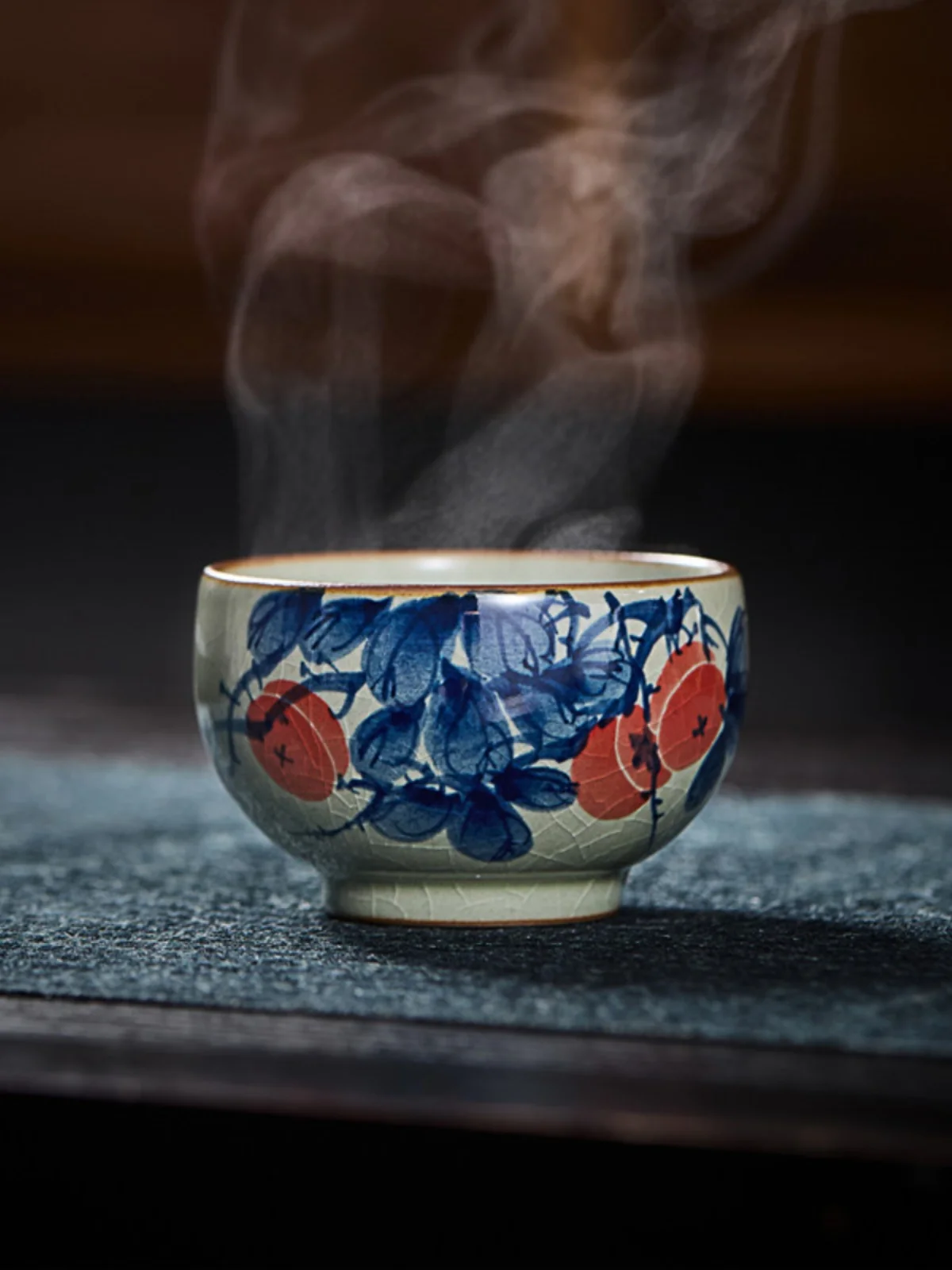 

Jingdezhen Blue And White Underglaze Hand-Painted Cerc Gongfu Tea Cup Vintage Sle Old Clay Single Cup for Tea Appreciation