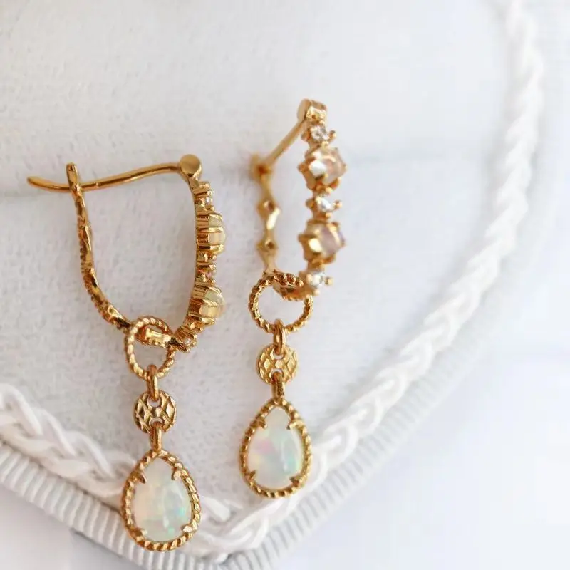 

Fashion Style Colorful Opal Drop Earrings for Women Water droplet Pendant Vintage Exquisite High end Light luxury Jewelry