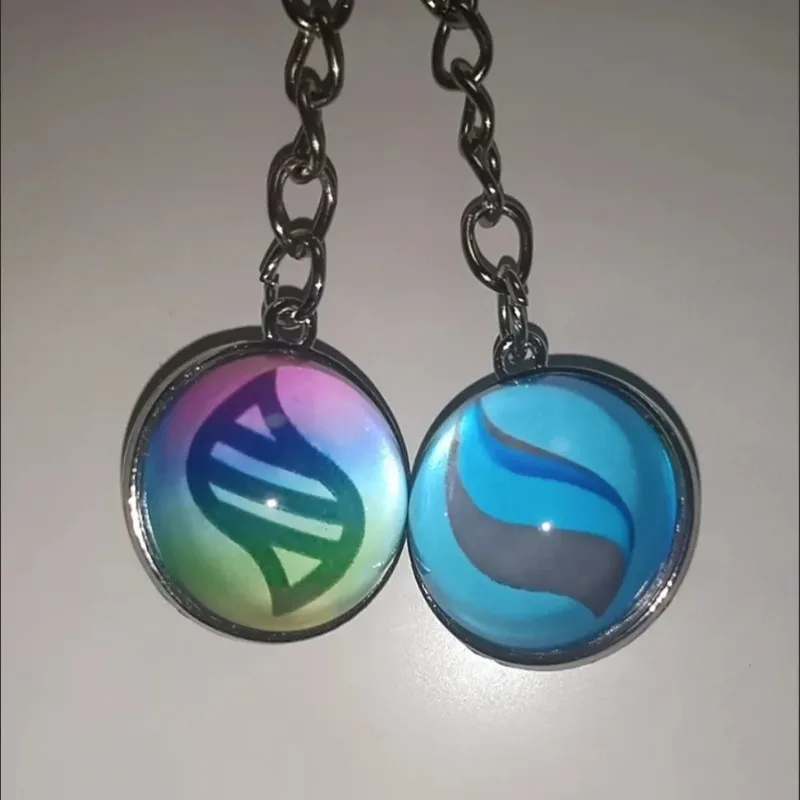 Pokémon Mega Stone Portachiavi Anime Creatività periferica Squisita tendenza versatile Portachiavi sferico Accessori regalo per cartoni animati
