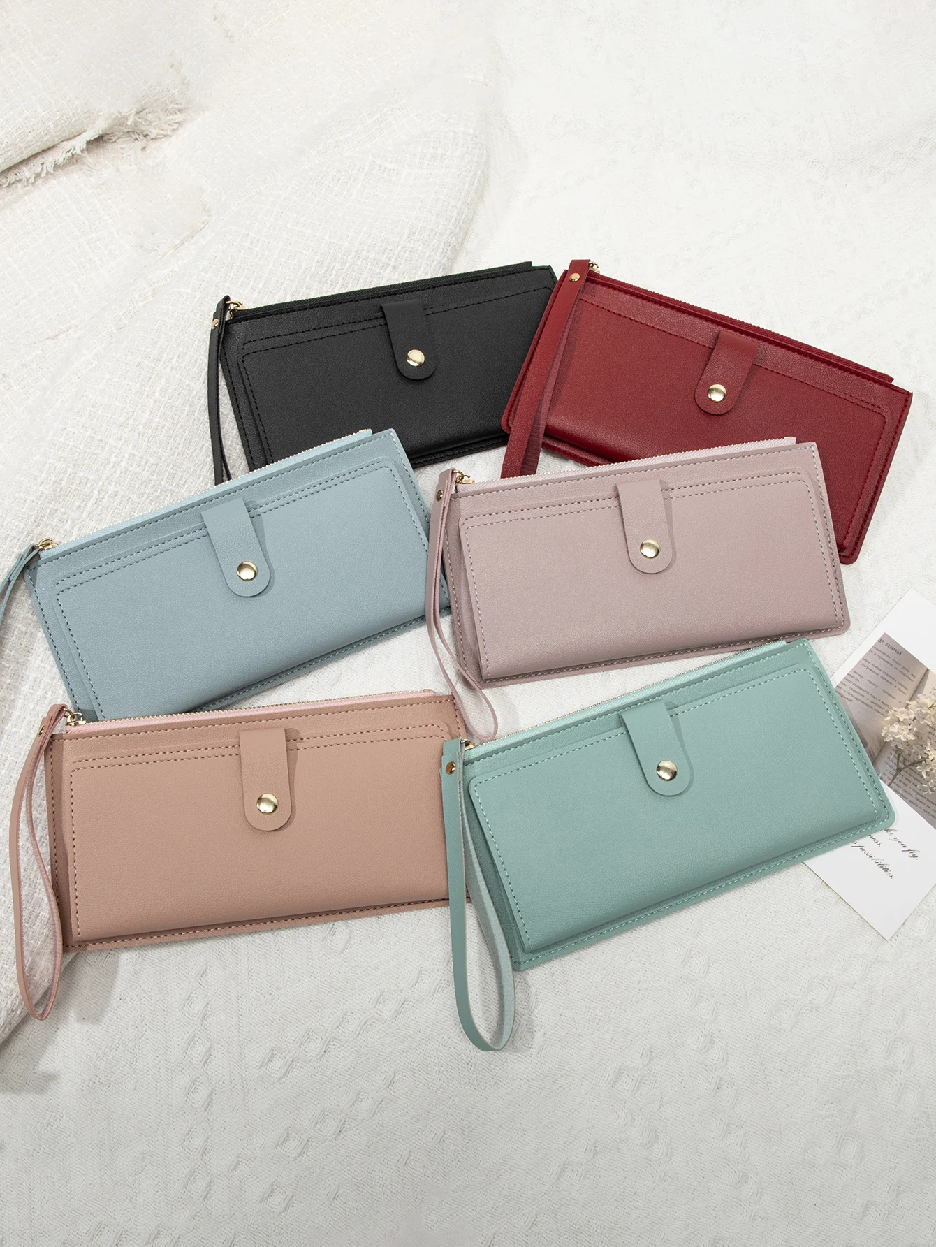 Simple and stylish women\'s long card bag ultra-thin mini PU leather solid color handbag women\'s credit card holder wallet