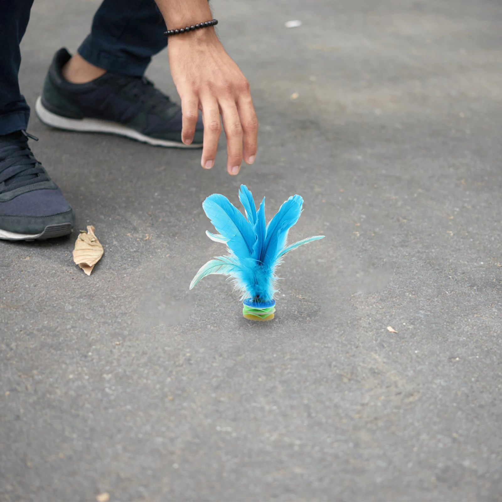 

2Pcs Durable Shuttlecock for Kids and Adults Enhances Coordination Suitable for Indoor Outdoor Activities Adult Shuttlecock