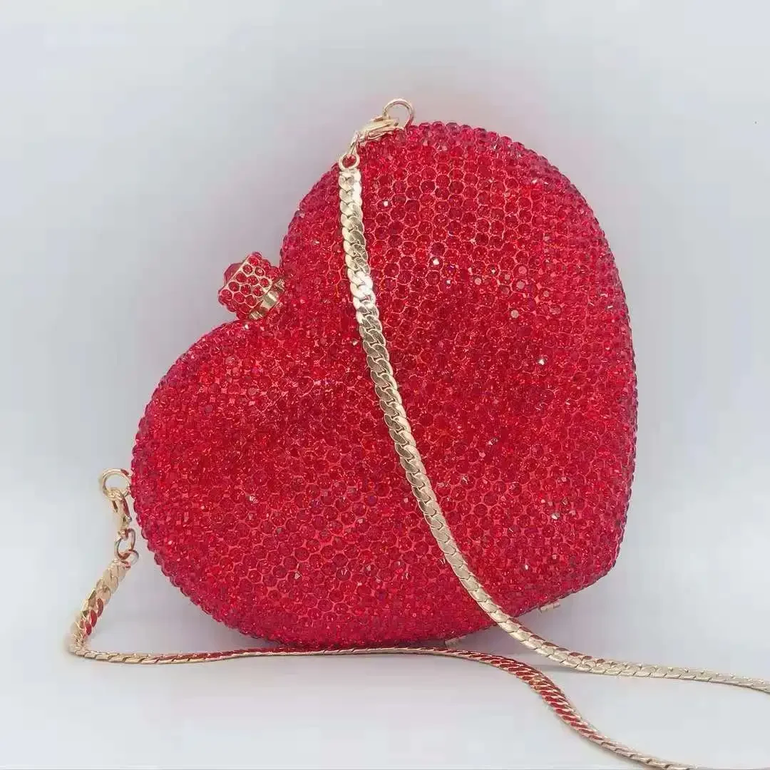 High Quality Red Color Diamond Purse Gold Metal Women Crystal Clutch Bag New Heart Shape Party Wedding Clutches Chain Handbags