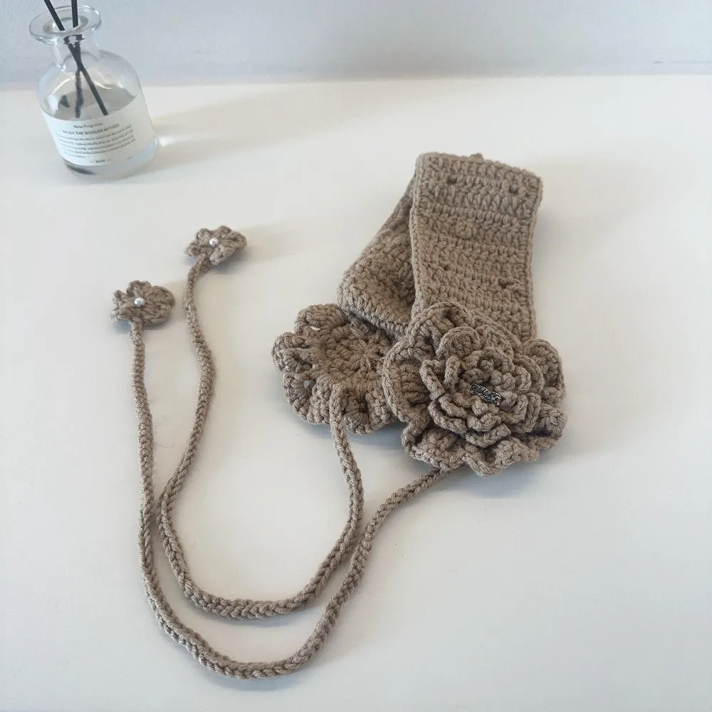 Fashion Japanese Knitted Ear Muffs Handmade Flower with Adjustable Strap Warm Earmuffs Ear Protection Ear Covers Autumn Winter