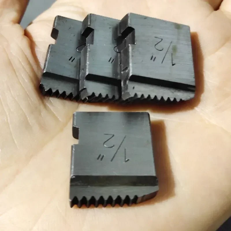 

74 Type 92 Type Hand thread machine dies threading dies pipe threading machine stranded plate die lightweight pipe hinged plate