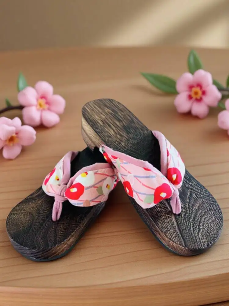 Women Wooden Flip Flops Japanese Geta Cosplay Shoes High Heel Bowknot Clogs Cherry Blossom Handle Fashionable Wooden Slippers