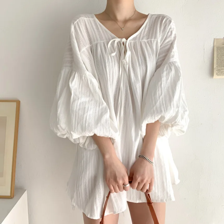 

REALEFT Summer Puff Sleeve Women's Loose Blouses O-Neck Elegant Korean Lace Up White Shirts Female Autumn 2024 New