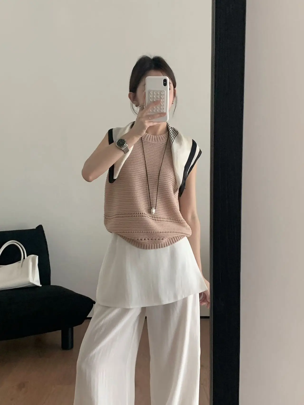

Lilian TE Korean Style Simple Casual Knitted Vest Women's Commute Loose Slimming Top round Neck Sleeveless Pure Color