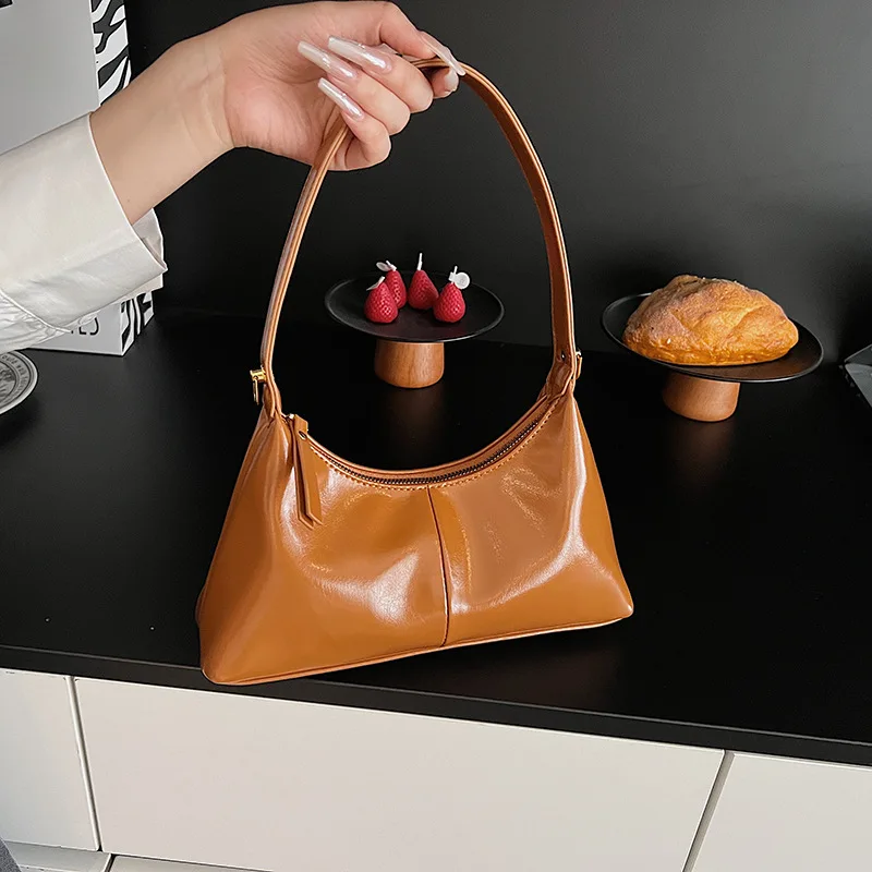 

Vintage Niche Design Premium Texture Oil Wax Leather Underarm Bag Messenger Bag 2025 Handbag Shoulder Bag