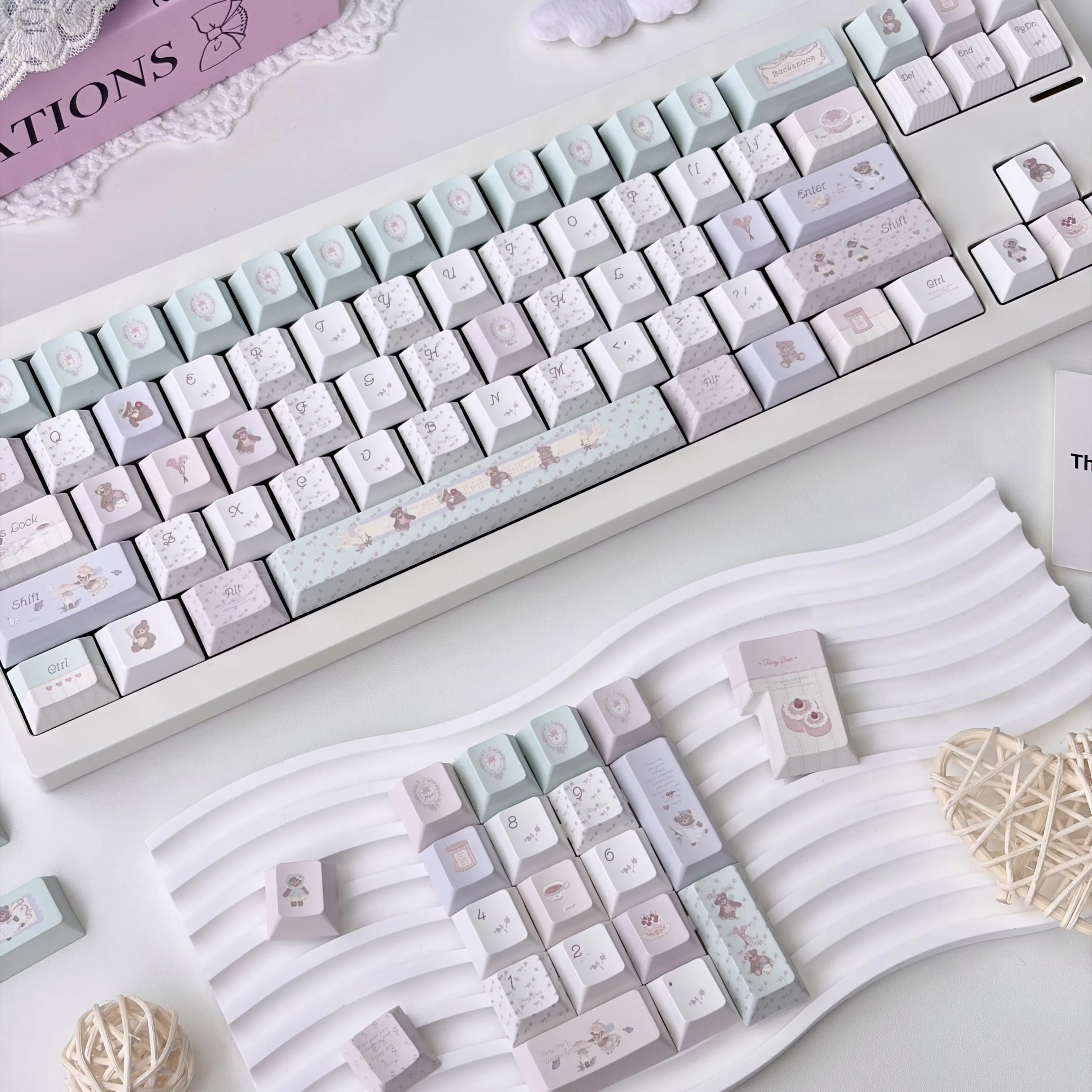 Bear House Keycaps Adapt to mechanical keyboard original MOAMDA DMA side transparent height keycaps