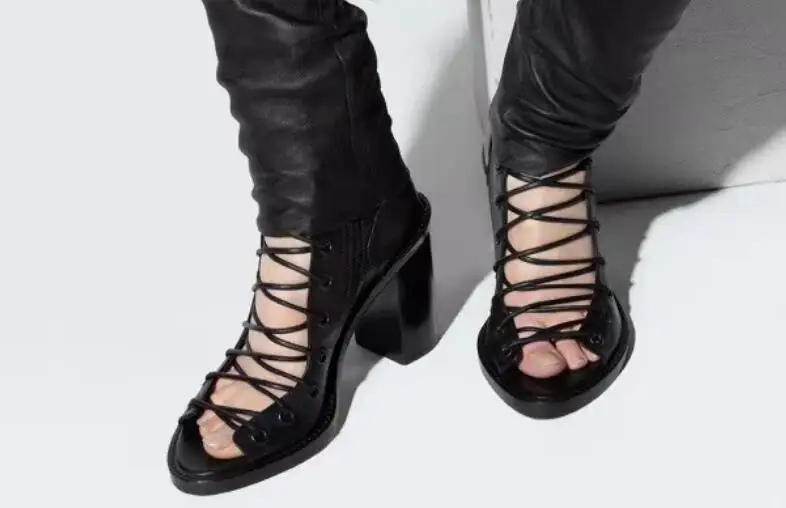 

Roman Style Black Real Cow Leather Peep Toe Gladiator Cross Tied Square High Heel Ankle Boots Women Leisure Hollow Short Booties