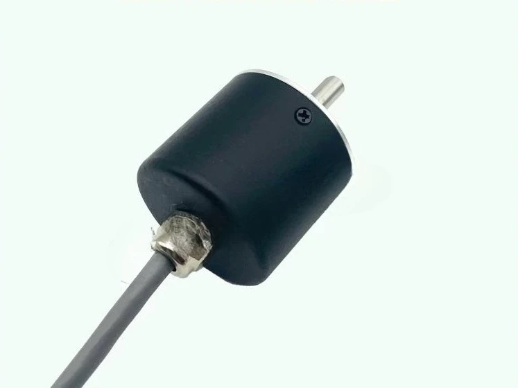 

Encoder SCHA-102.4BM-E10-30F Incremental Photoelectric Rotary Encoder